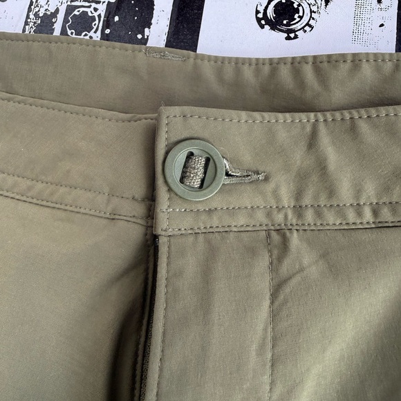 Under Armor Fish Pro - Picture 3 of 8